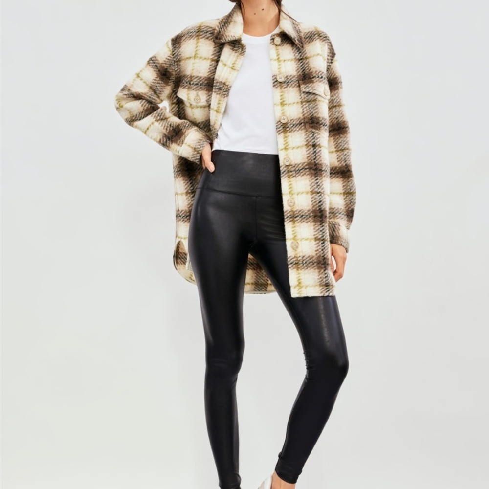 Aritzia Daria legging